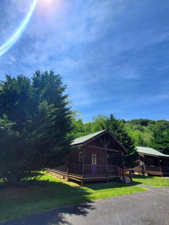 New River Trail Cabins Galax Ngoại thất bức ảnh