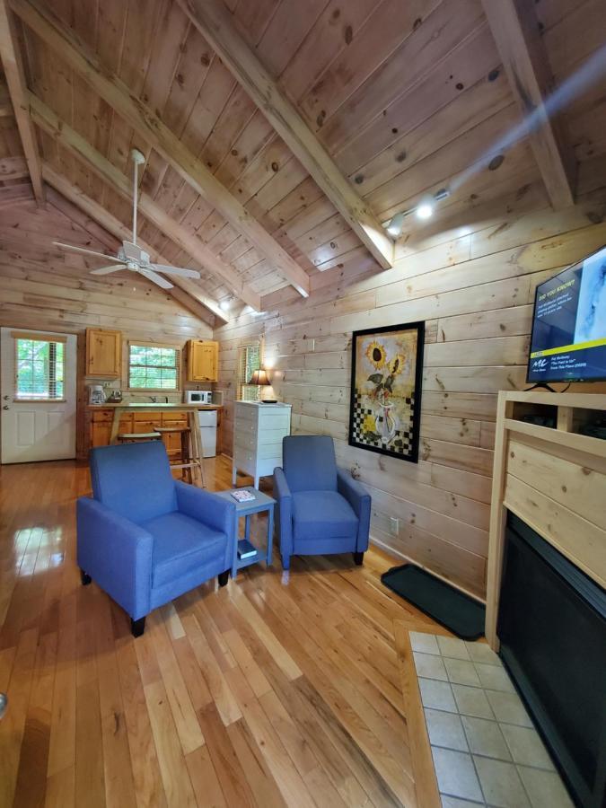 New River Trail Cabins Galax Ngoại thất bức ảnh