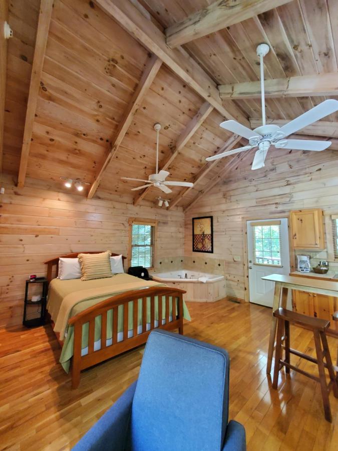 New River Trail Cabins Galax Ngoại thất bức ảnh